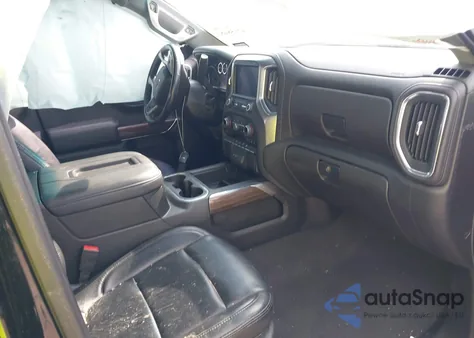 2021 Chevrolet Silverado 1500 2Wd Short Bed Rst from USA, damaged, VIN 1GCPWDEDXMZ392292